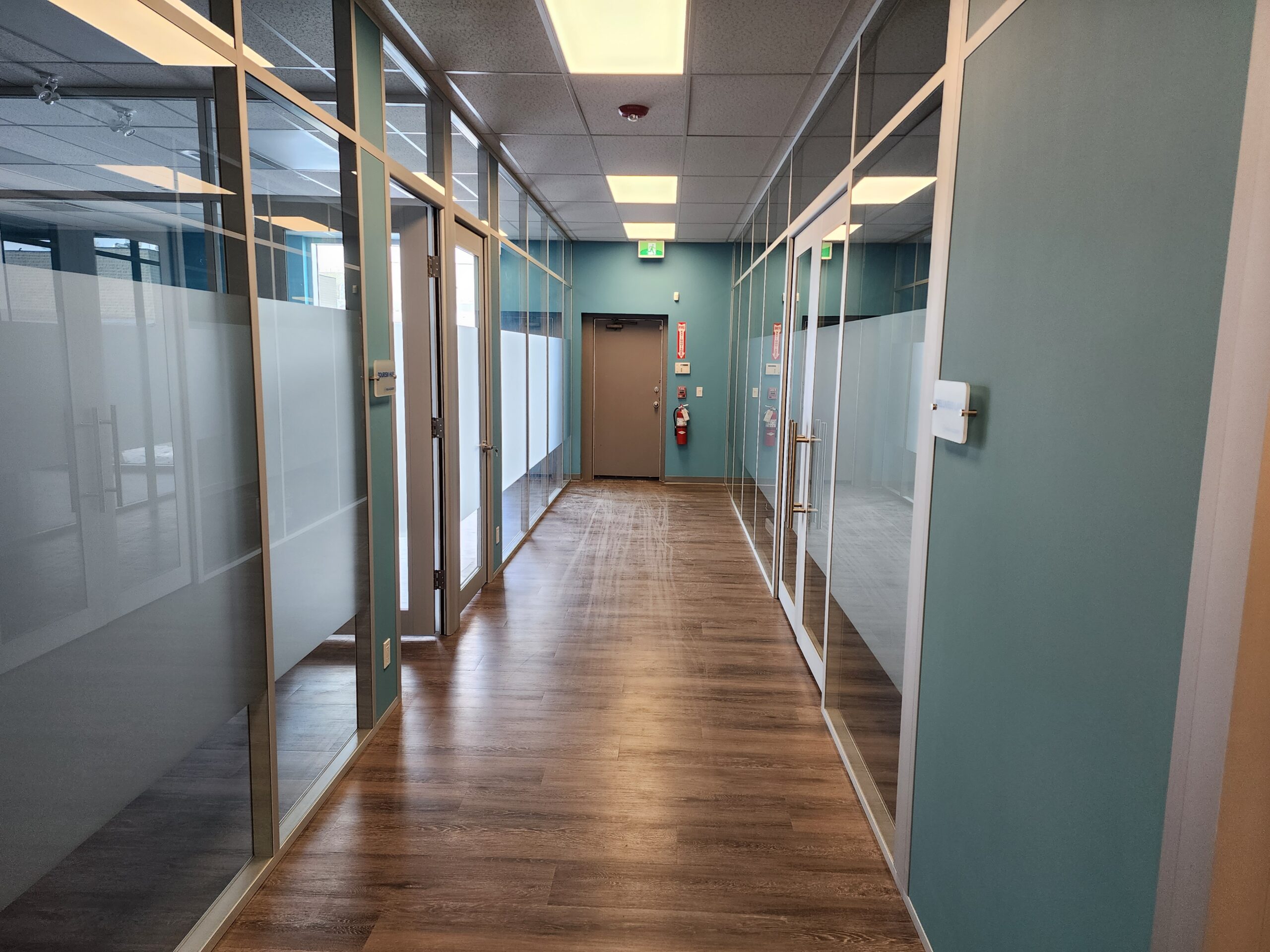 Enclosed offices with AJS Demountable Walls